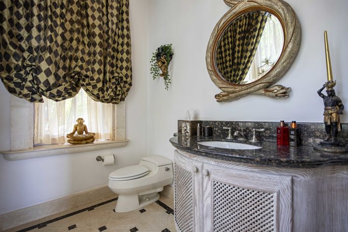 Image No.6-6 Bed Villa for sale