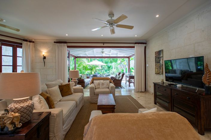 Image No.6-3 Bed Villa for sale