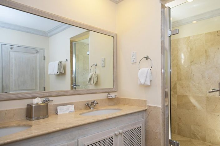 Image No.19-3 Bed Villa for sale