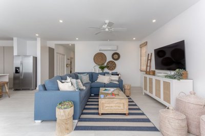 rwm-hills-5-living-2