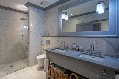 waterside20304-ensuite-bathroom-14