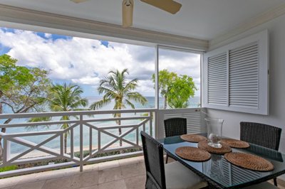 waterside20304-open20air-dining-25