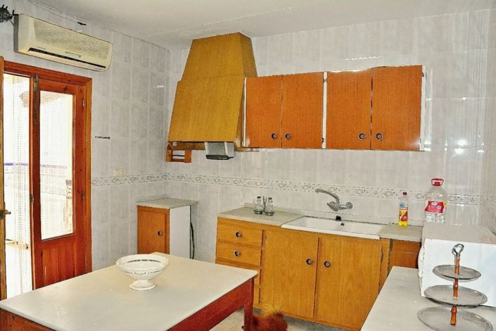 Image No.9-4 Bed Townhouse for sale