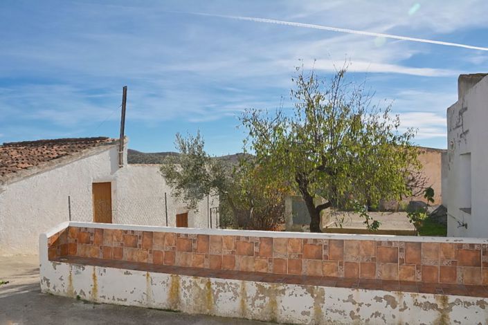 Image No.22-3 Bed Townhouse for sale