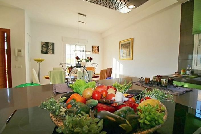 Image No.10-4 Bed Villa for sale