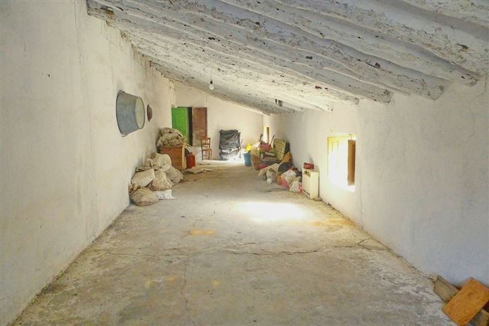 Image No.24-4 Bed Townhouse for sale