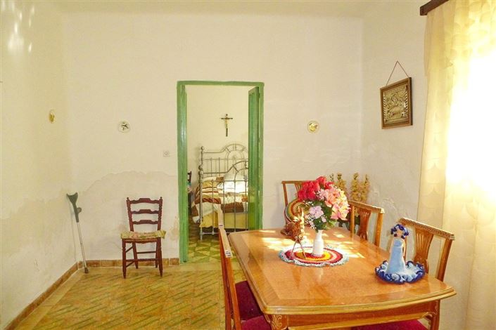 Image No.6-4 Bed Townhouse for sale