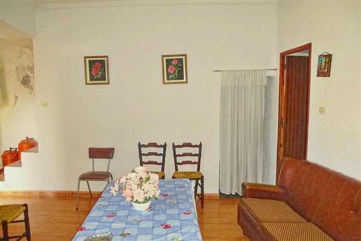 Image No.9-4 Bed Townhouse for sale