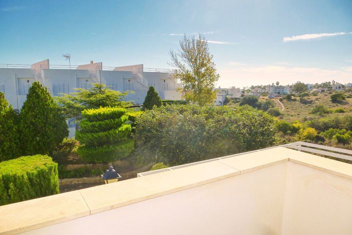 Image No.33-5 Bed Maisonette for sale