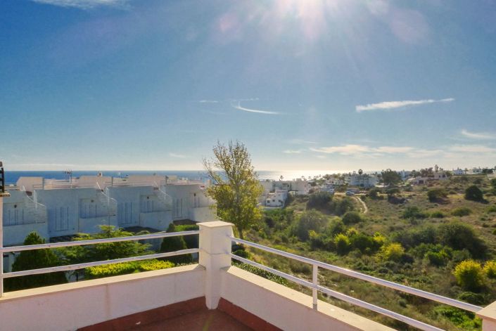 Image No.42-5 Bed Maisonette for sale