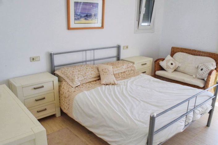 Image No.13-6 Bed Villa for sale