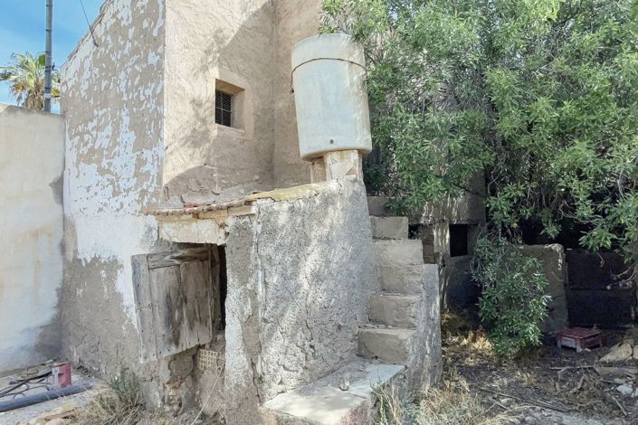 Image No.24-4 Bed Townhouse for sale