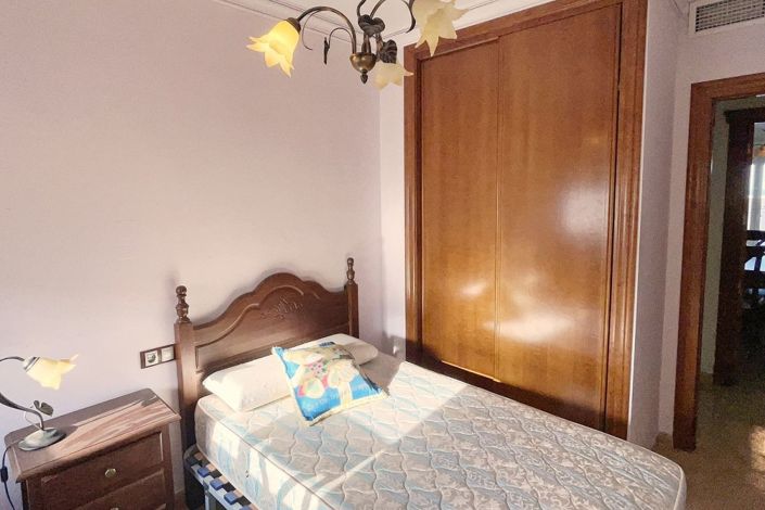 Image No.11-3 Bed Apartment for sale