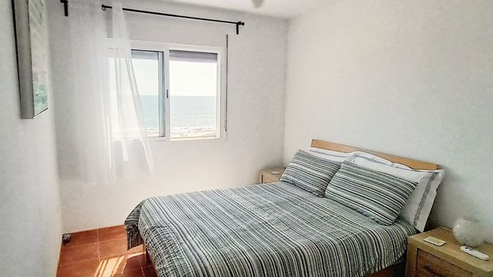 Image No.12-2 Bed Maisonette for sale