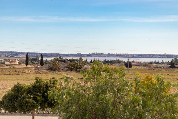 Image No.13-3 Bed Chalet for sale