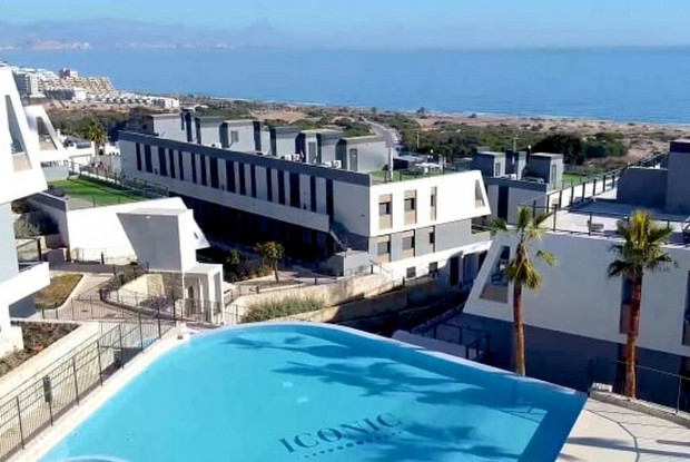 Image No.10-3 Bed Apartment for sale