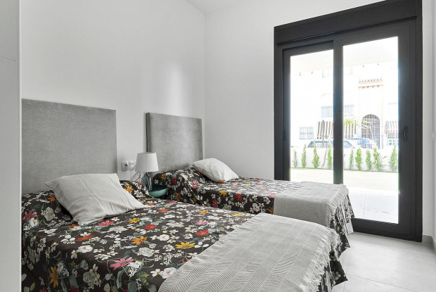 Image No.4-2 Bed Bungalow for sale