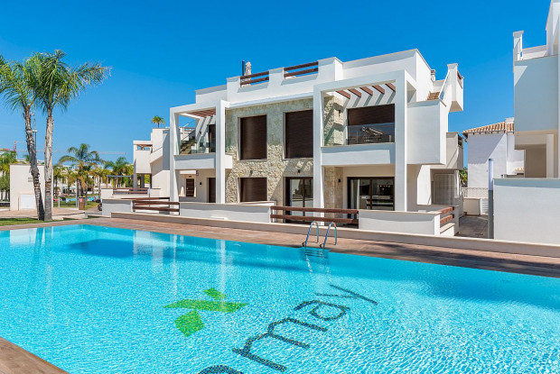 Image No.19-3 Bed Bungalow for sale