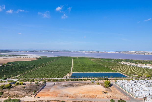 Image No.22-2 Bed Bungalow for sale