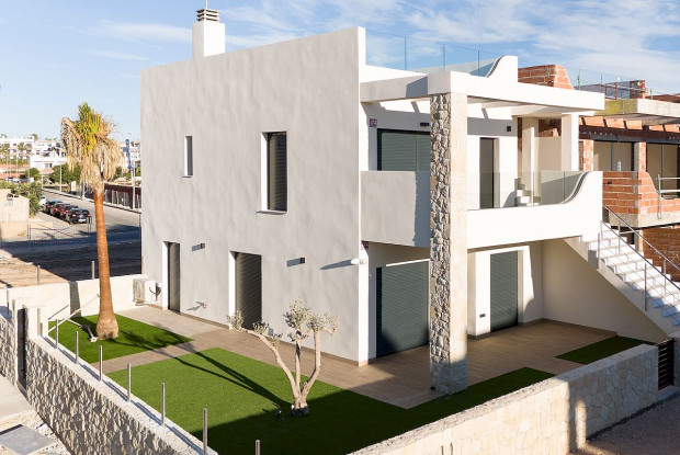 Image No.2-3 Bed Bungalow for sale