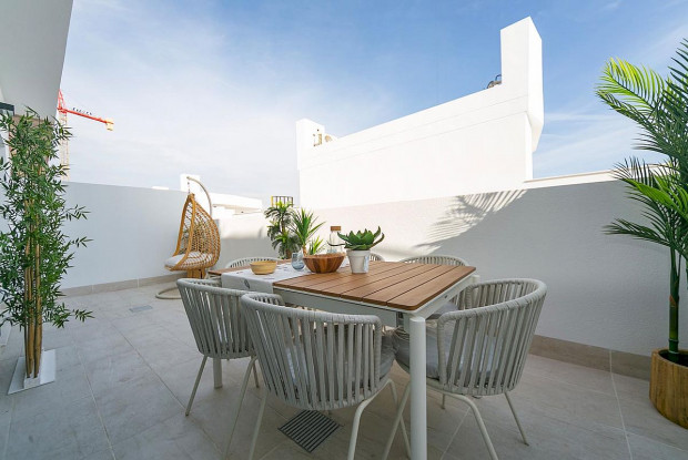 Image No.11-2 Bed Bungalow for sale