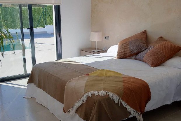 Image No.5-3 Bed Villa for sale