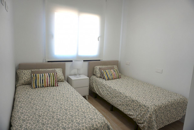 Image No.4-2 Bed Bungalow for sale