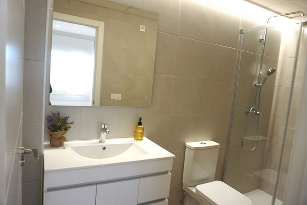 Image No.6-2 Bed Bungalow for sale