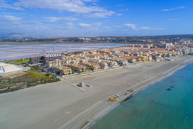 Image No.21-3 Bed Apartment for sale