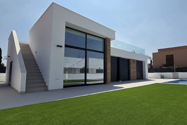 Image No.7-3 Bed Villa for sale