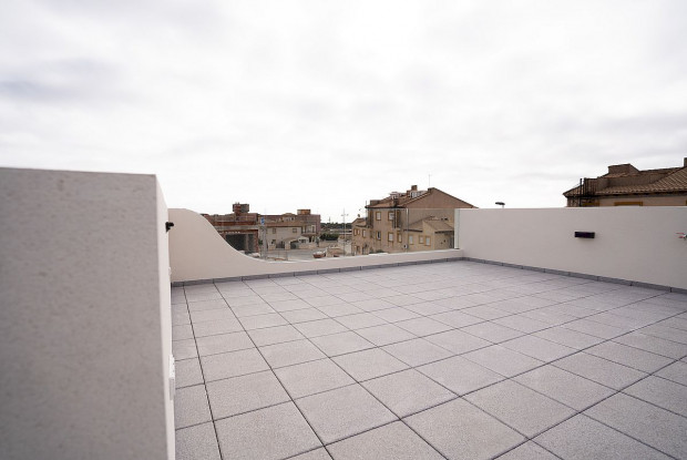 Image No.9-3 Bed Townhouse for sale