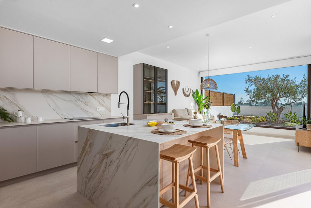 Image No.3-2 Bed Apartment for sale