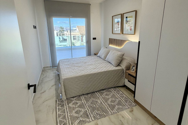 Image No.5-2 Bed Bungalow for sale