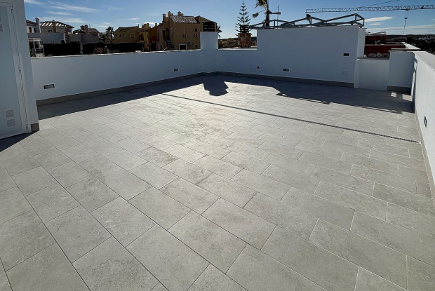 Image No.8-2 Bed Bungalow for sale