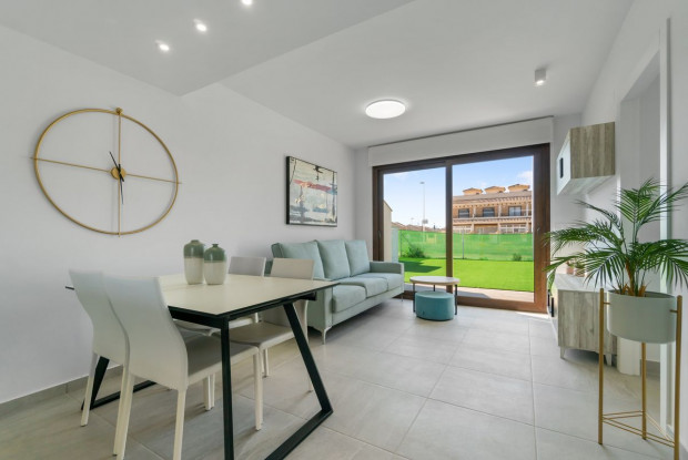 Image No.7-3 Bed Townhouse for sale