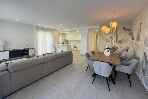 Image No.7-3 Bed Apartment for sale