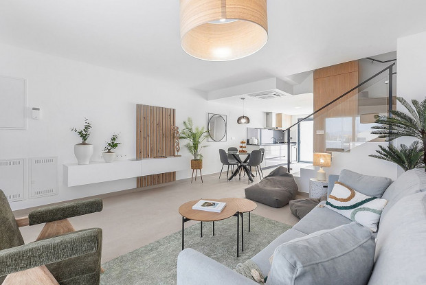 Image No.8-4 Bed Townhouse for sale