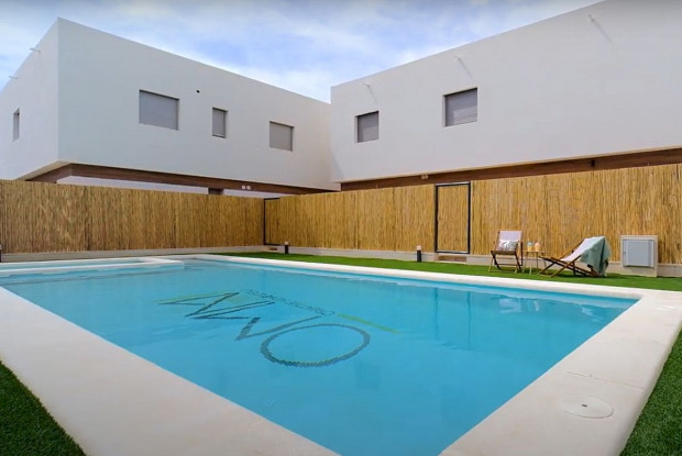 Image No.10-2 Bed Townhouse for sale