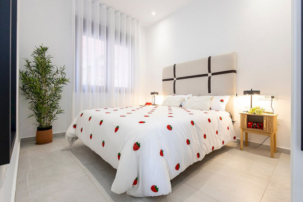 Image No.4-2 Bed Chalet for sale