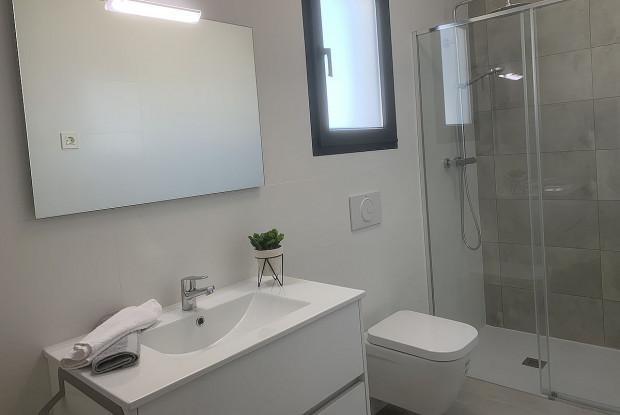 Image No.6-2 Bed Chalet for sale