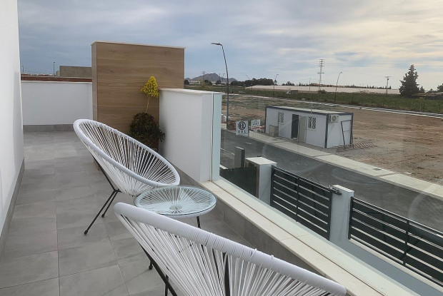 Image No.20-3 Bed Chalet for sale