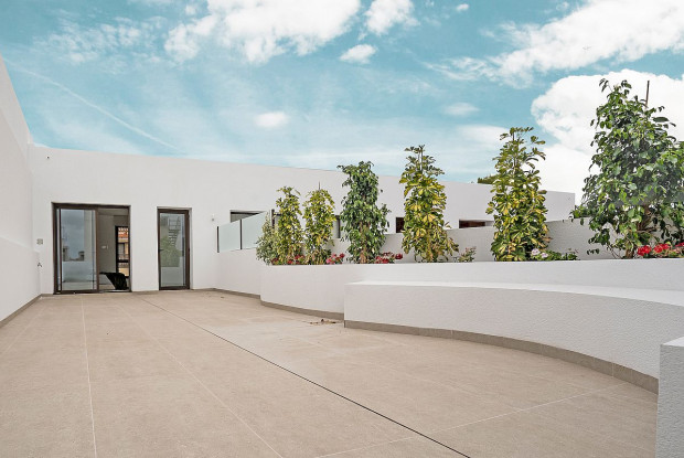 Image No.9-3 Bed Chalet for sale