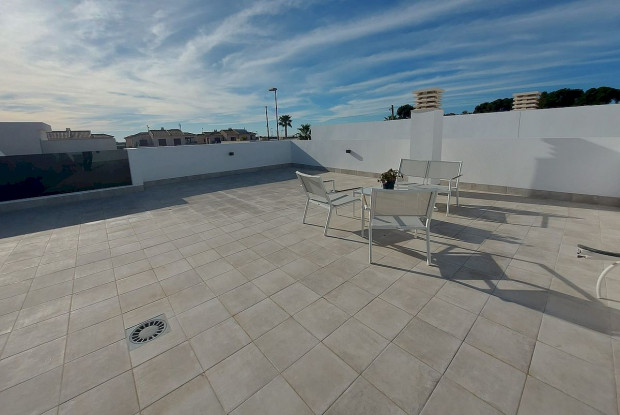 Image No.8-2 Bed Chalet for sale