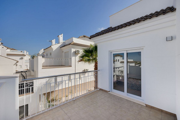 Image No.19-3 Bed Villa for sale