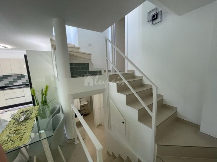 Image No.19-3 Bed Villa for sale