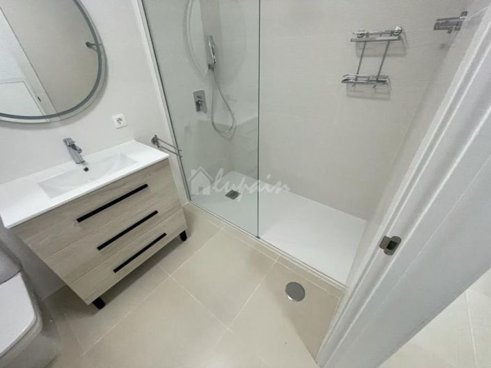 Image No.24-3 Bed Villa for sale