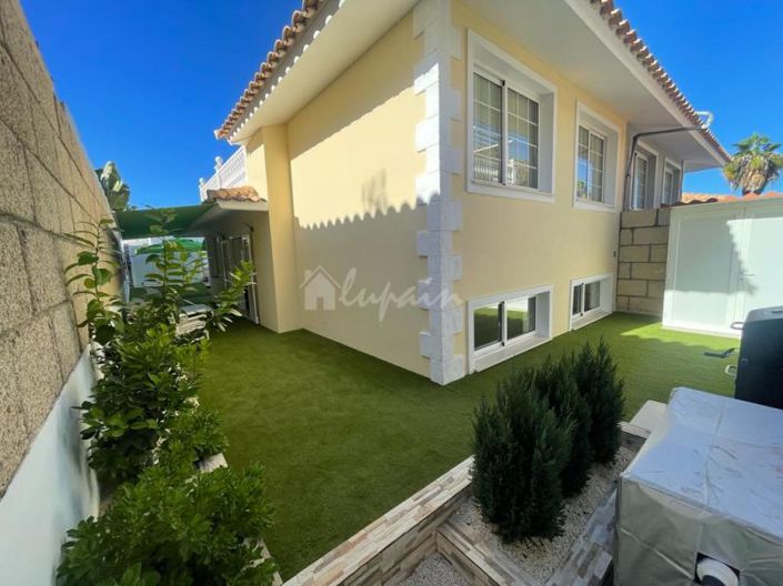 Image No.3-3 Bed Villa for sale