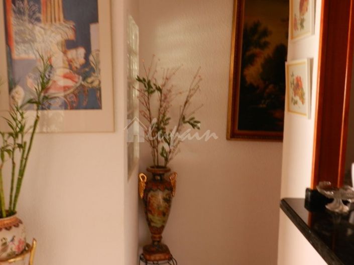 Image No.10-3 Bed Apartment for sale