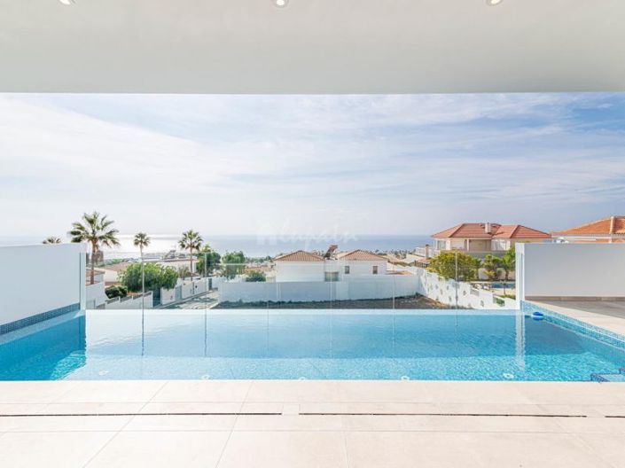 Image No.20-4 Bed Villa for sale