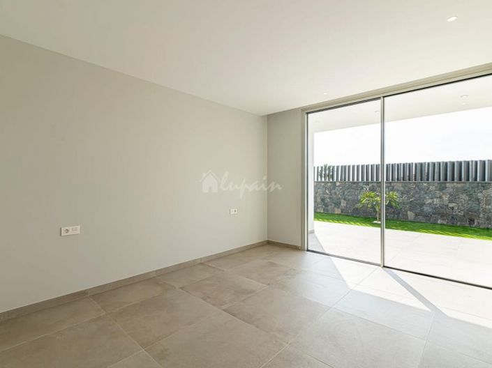 Image No.60-4 Bed Villa for sale